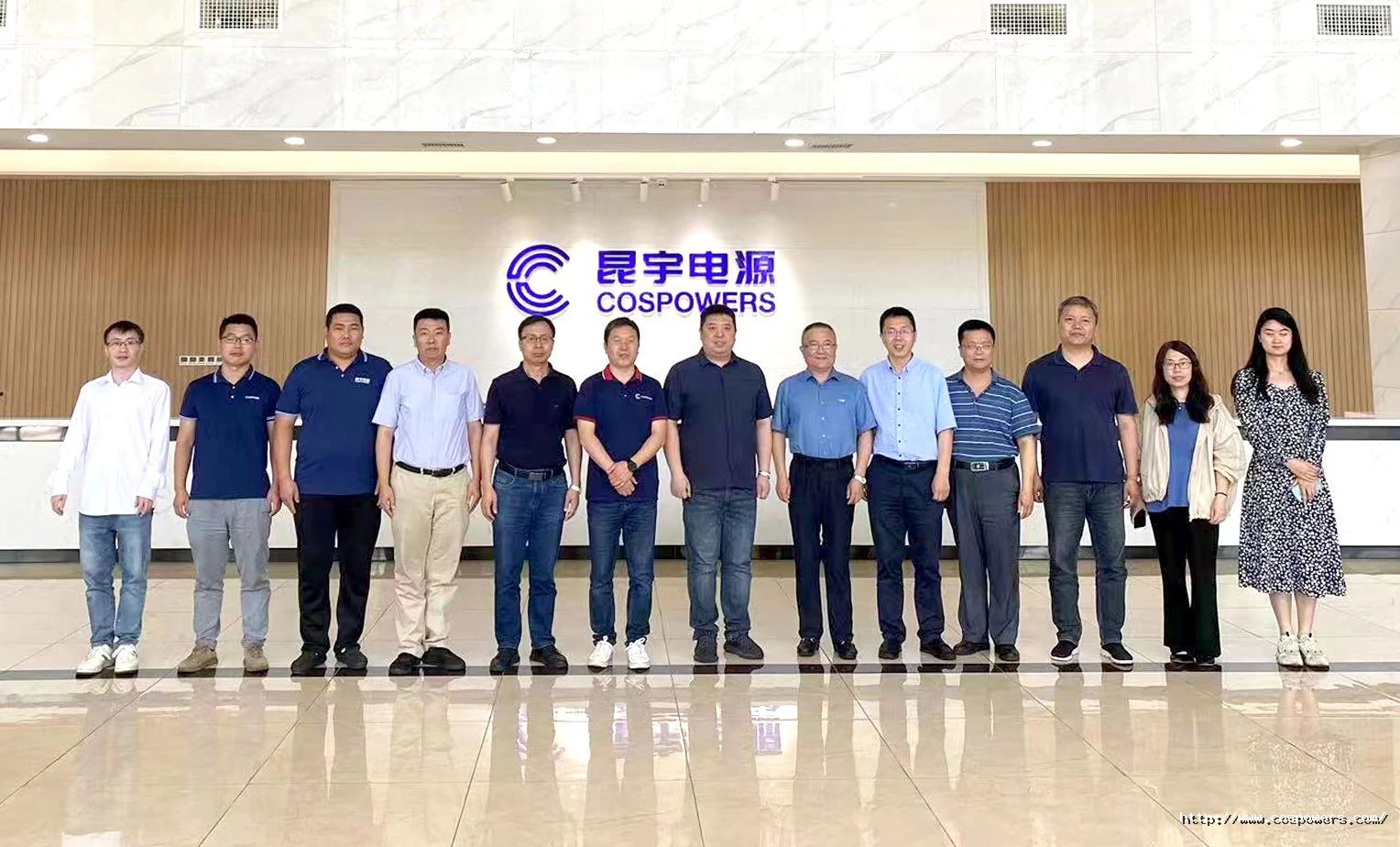 17134085438803105NVz.jpg 17134085438803105NVz.jpg